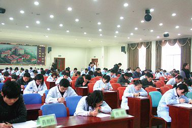 我院组织开展全院三基理论考试